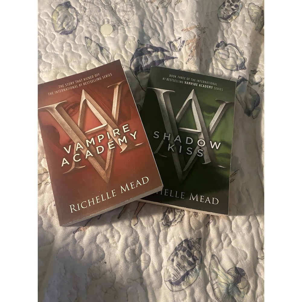 Vampire Academy Shadow Kiss Richelle Mead Paperback Young Adult Fantasy Book